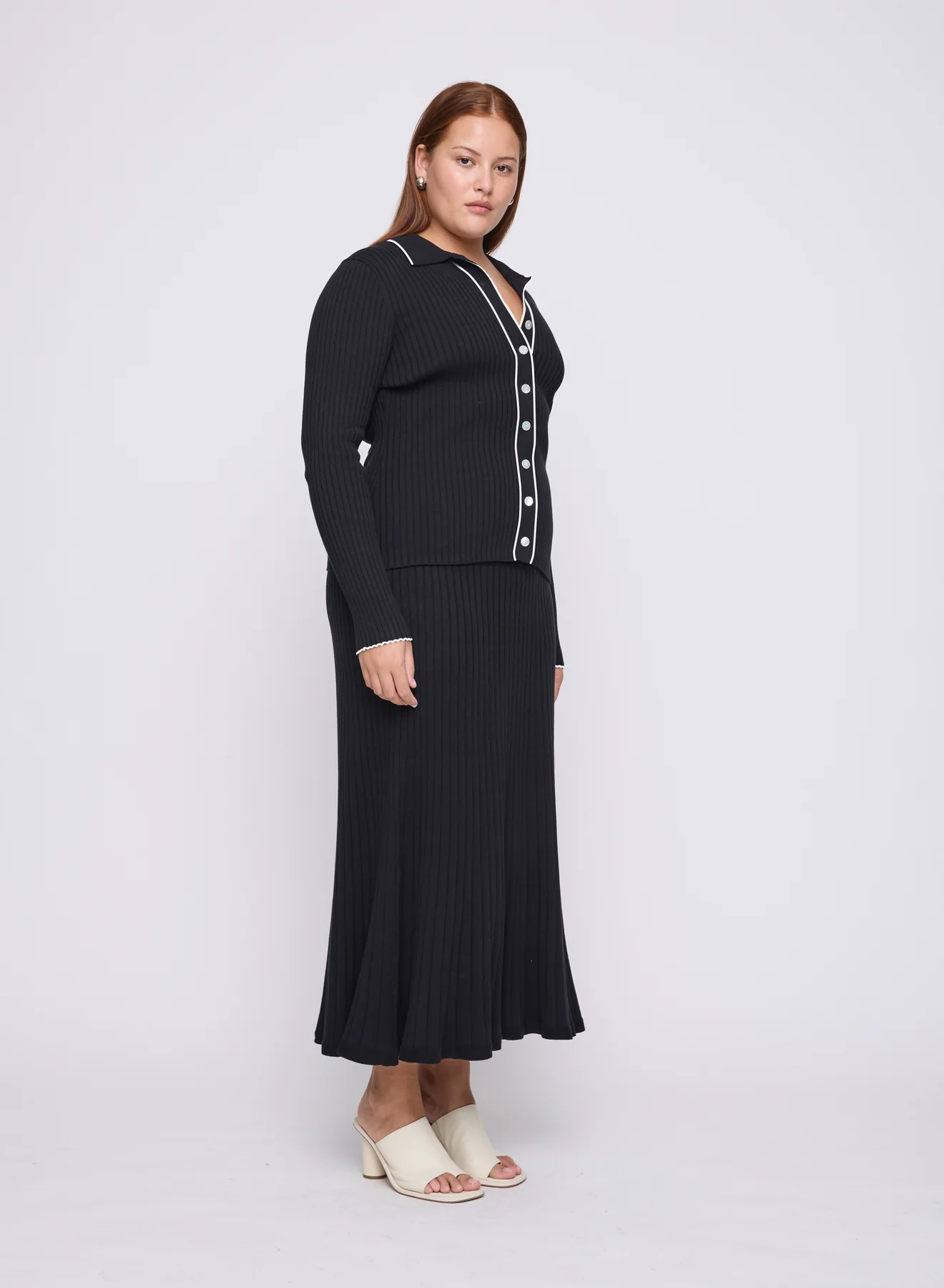 ASHLEN TOP (RAVEN W/ SILENCE TRIM) - Image 6