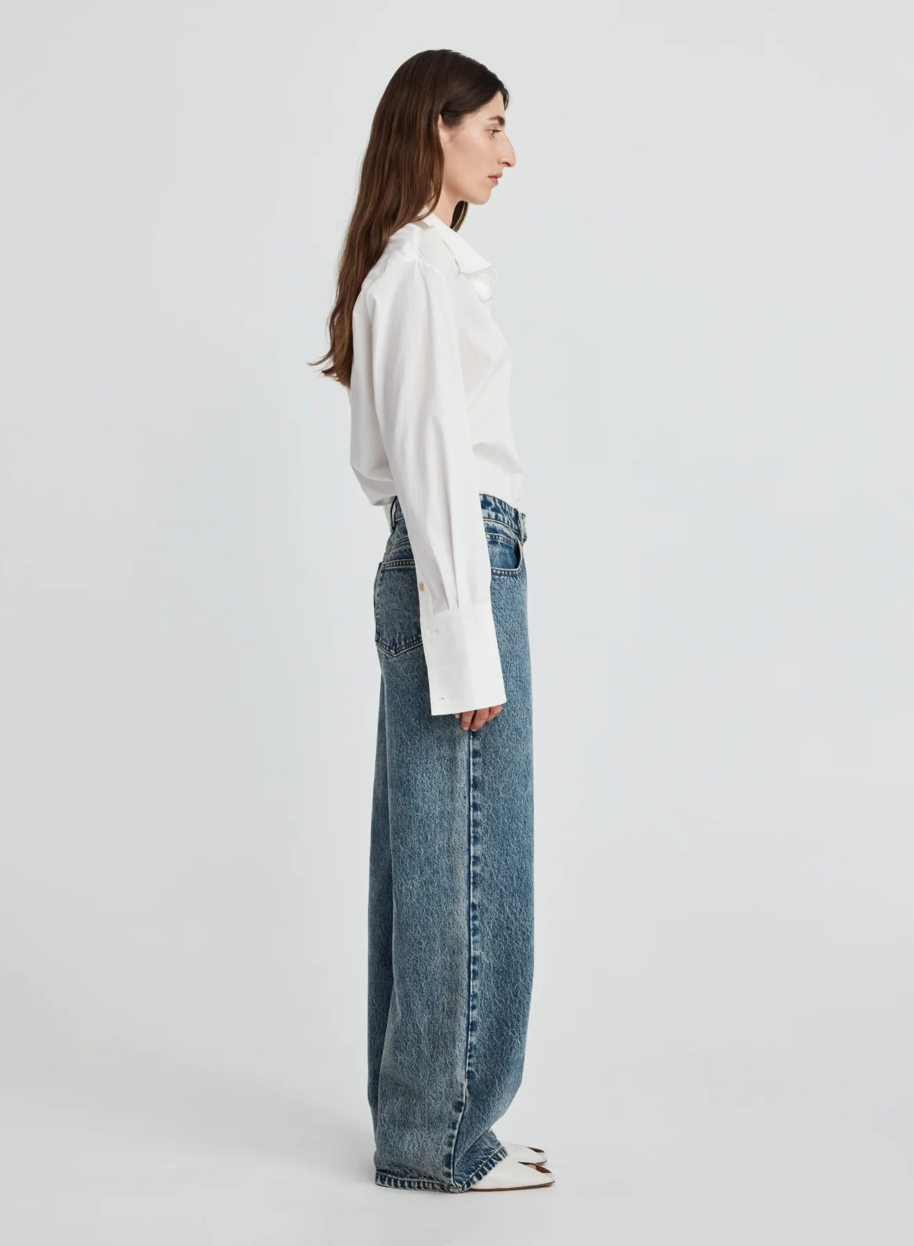 CARLO JEANS (LIGHT WASH DENIM) - Image 4