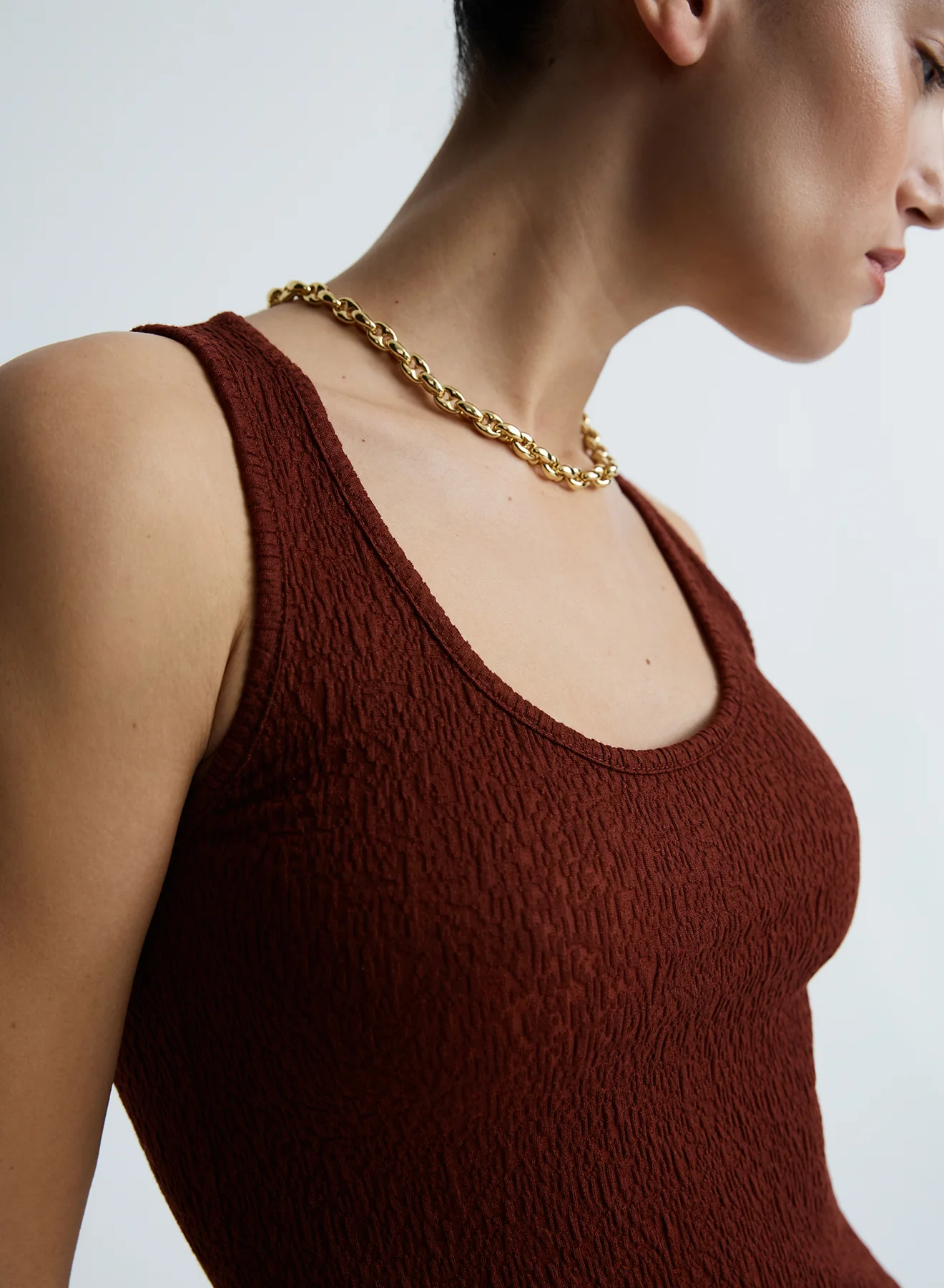 ERIS NECKLACE (GOLD) - Image 4