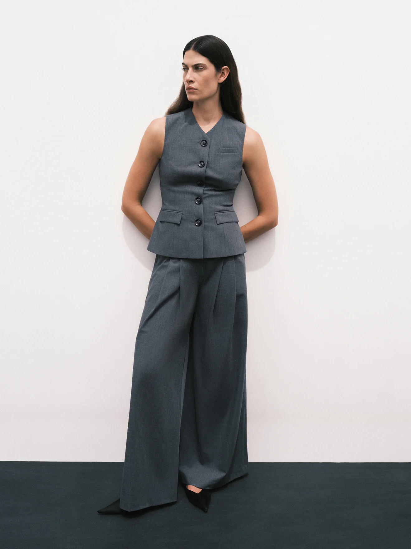 KENDALL TOP (GREY) - Image 8