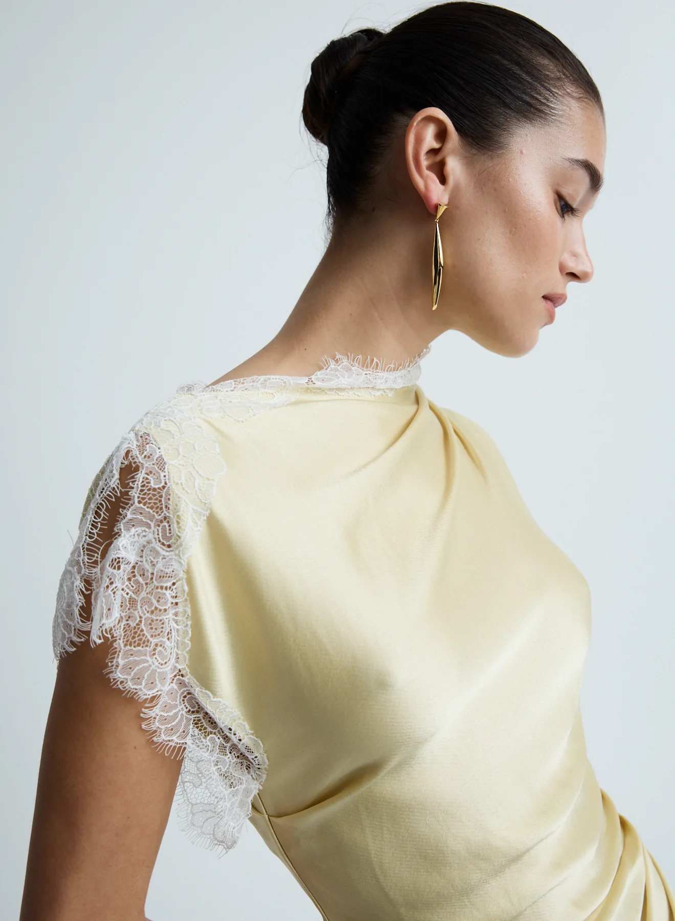 MARTHA DRESS (CHAMPAGNE) - Image 7